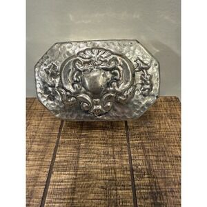 Vintage Victorian Style Metal Jewelry Trinket‎ Box Silver Tone